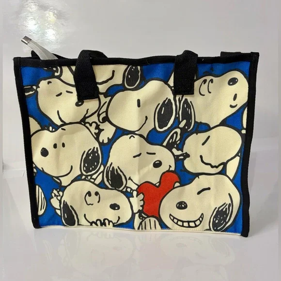 Snoopy canvas Tote Bag with Blue and Red Design - Picture 4 of 7